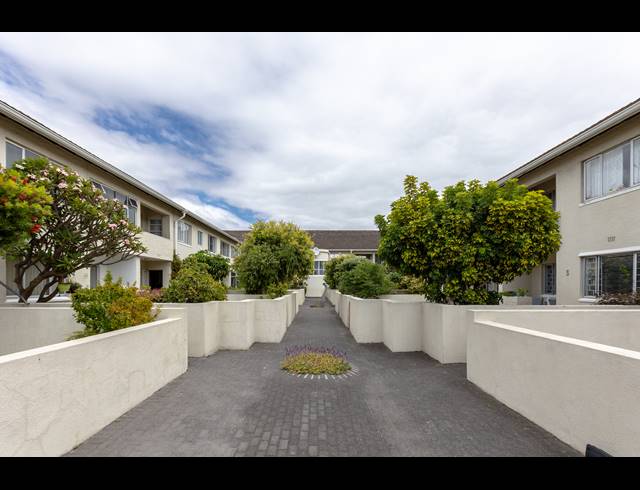 2 BEDROOM APARTMENT SOLD IN DIEP RIVER